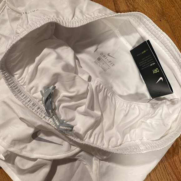 Nike DriFit Running Shorts - Picture 3 of 6